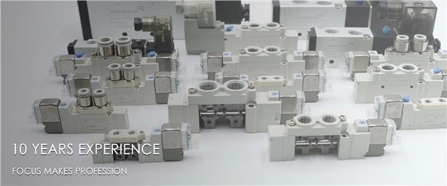 Pneumatic cylinder